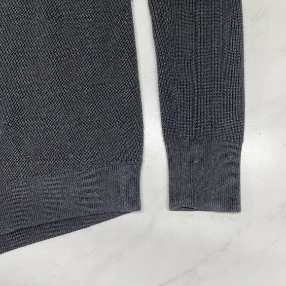 Athleta Gray Asymmetric Hem Side Slit Sweater Size Small Neutral Fall Outdoor - Picture 6 of 8